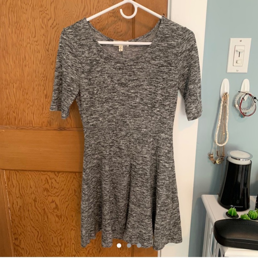 heather gray 1/4 sleeve dress